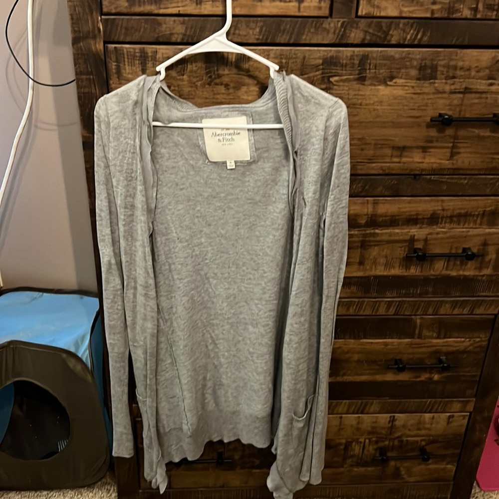 Ohh toy worn Abercrombie & Fitch cardigan